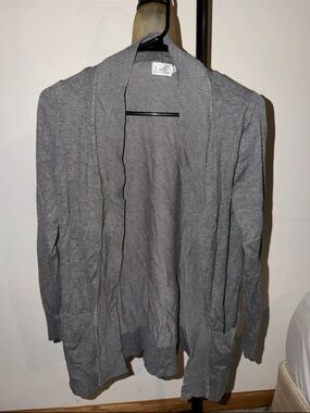 Cielo Shawl-Collar Open Cardigan in Gray